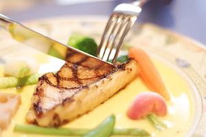 海浜幕張の大衆酒場 ムロヒガシ 安い×旨いが揃った楽しさ満載の居酒屋